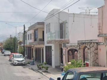 VENTA DE CASA EN LA COLONIA PASEO PALMAS EN APODACA NUEVO LEÓN