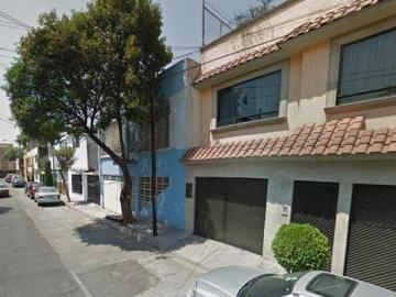VENTA DE CASA EN LA COLONIA VERTIZ NARVARTE EN BENITO JUAREZ CDMX