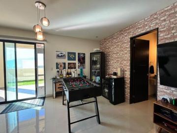 Venta de casa en la colonia Vistalta al sur de la ciudad de Monterrey N.L