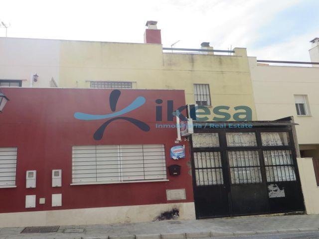 Venta de Casa en La Puebla Del Río, Sevilla. Activo Inmobiliario Sin Posesión, No se puede Visitar
