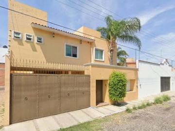 VENTA DE CASA EN LA PIEDAD, MICHOACAN