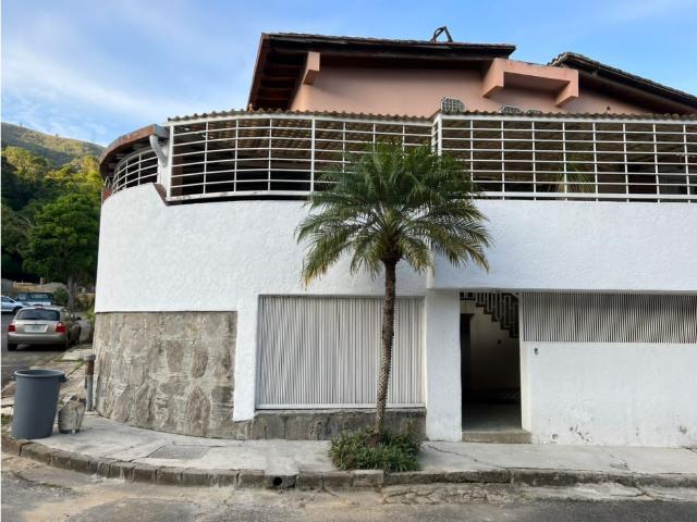 VENTA DE CASA EN LA TRINIDAD