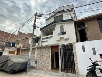 Venta De Casa En La Urbanizacion Las Brisas K. MEJIA