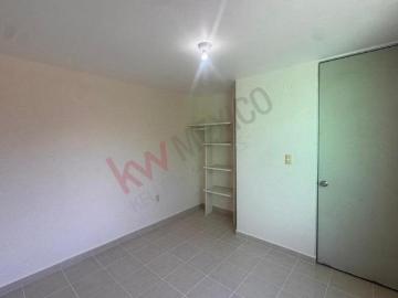 Venta de Casa en Las Palmas, Ixtapaluca en Esquina Para Ampliar