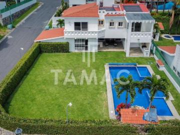 Venta de casa en Lomas de Cocoyoc