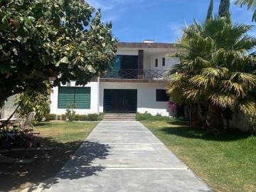 VENTA DE CASA EN LOMAS DE COMANJILLA