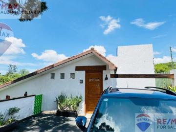 Venta de casa en Lomas Tzompantle, Cuernavaca, Morelos…Clave 5087