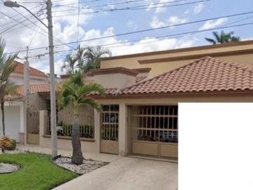 venta de casa en los Mochis, fuente de Zeus 155, col: Las Fuentes, Sinaloa
