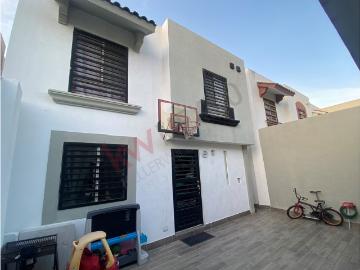 Venta de casa en paraje anahuac, moderna, minimalista y ubicacion privilegiada