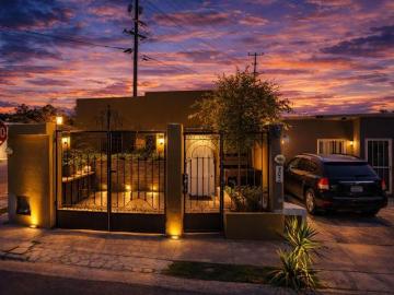 HERMOSA CASA EN VENTA EN PIEDRAS NEGRAS COAHUILA COLONIA ACOROS SECTOR II