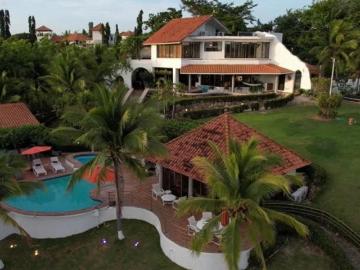 Venta de Casa en Playa Coronado, Chame
