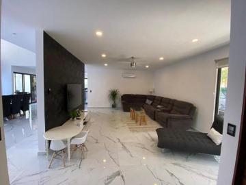 VENTA DE CASA EN PLAYACAR CON ENTRADA AL MAR EN PLAYA DEL CARMEN