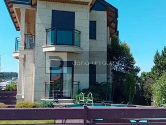 Venta De Casa En Pontenoalla Precio: 360.000€ Superficie: 26. 266m² A Ponte Noalla