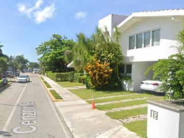 VENTA DE CASA EN QUINTANA ROO CANCUN KUKULCAN BOULEVARD ZONA HOTELERA