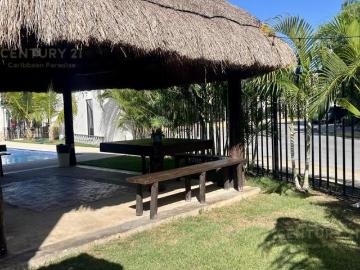 Venta de Casa en Real Bilbao Playa del Carmen P4460