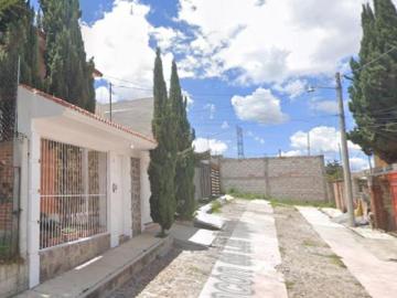 VENTA DE CASA EN RINCON DE LOS TULIPANES REFUGIO CALPULALPAN, TLAXCALA