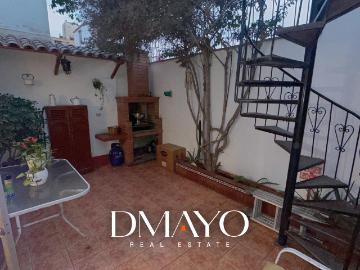 Venta de casa en surco frente a parque a 1 cra de loma amarilla