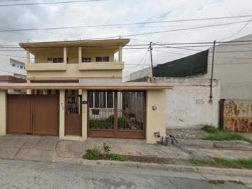 VENTA DE CASA EN SAN NICOLAS DE LOS GARZA, COL. LOMAS DEL ROBLE, CALLE PEDRO GALINDO