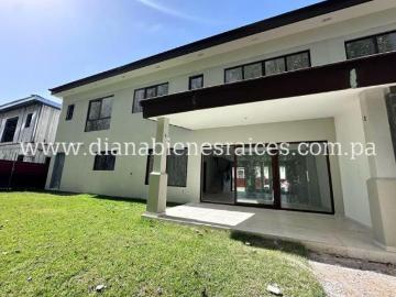 Venta de casa en Santa María