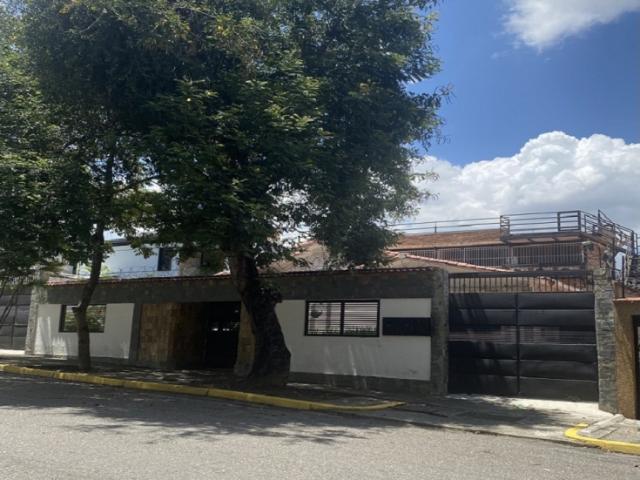 VENTA DE CASA EN SANTA MÓNICA