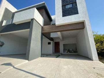 VENTA DE CASA EN SANTA ISABEL MONTERREY CARRETERA NACIONAL