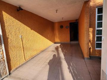 VENTA DE EXCELENTE CASA EN SECCIÓN PARQUES CUAUTITLÁN IZCALLI,EXCELENTE UBICACIÓN