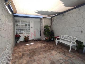 Venta de Casa en Temoaya, Estado de México, Se encuentra ubicada a solo 5 min del parque industria