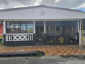 Venta de Casa en Tocumen 25GB8820