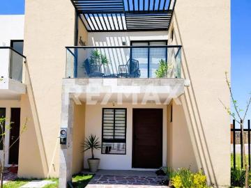 Venta de casa en Valle Vizcaino Distrito Balvanera, Apaseo el Grande, Guanajuato
