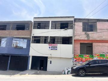 VENTA DE CASA EN VILLA MARIA DEL TRIUNFO DE 3 PISOS
