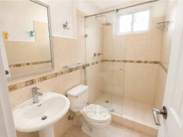 Venta de casa en villa lucre villas de azores g. S | 3 recámaras por 290000.00 en Villa Lucre