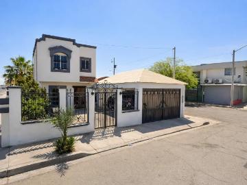 VENTA DE CASA EN VILLA RDCIAL DEL PRADO EN MEXICALI DE BAJA CALIFORNIA