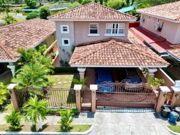VENTA DE CASA EN VILLAS DEL GOLF cv