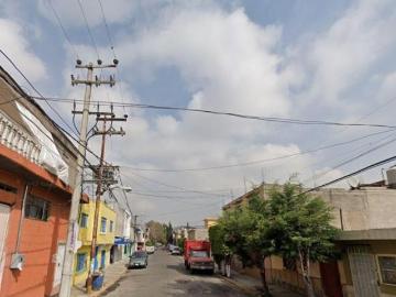 VENTA DE CASA EN VIVEROS XALOSTOC ECATEPEC DE MORELOS EDO MEX
