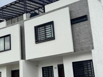 VENTA DE CASA EN ZAPOPAN JARDINES DE LA PRIMAVERA UBICACIÓN INCOMPARABLE $ 3,390,000