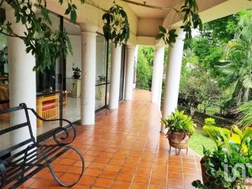 Venta de casa estilo Toscana en Tezoyuca, Morelos