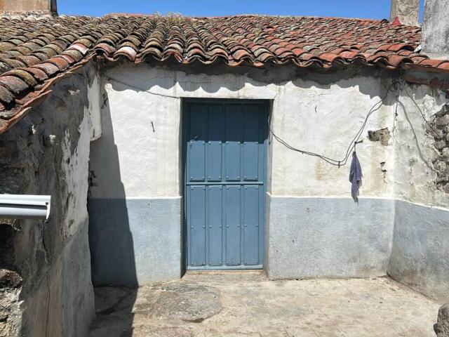 Venta de Casa Rústica en Casas de Sebastian Perez Piedrahíta