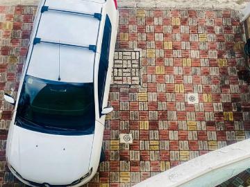 Venta de casa sector embajada americana