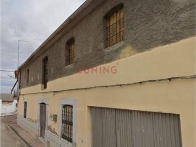 Venta de casa situada en La Aldea del Obispo, Trujillo