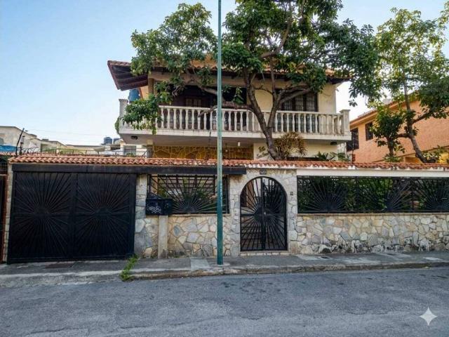 Venta de casa ubicada en California Norte /#RR