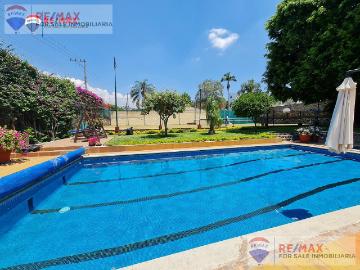Venta de casa un nivel, Burgos, Temixco, Morelos?Clave 3933