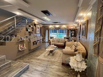 Venta de Casa Unifamiliar en PH Brisas Point, Brisas del Golf 24 2811GG