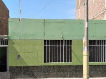 Venta De Casa Urbana. R.MONTENEGRO