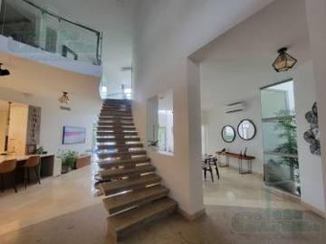 VENTA DE CASA VIA SAMBORONDÓN FRENTE AL LAGO