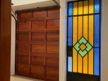 Venta de Casa 120m2 3 Dorm 3 Baños preparada para construir 5 pisos