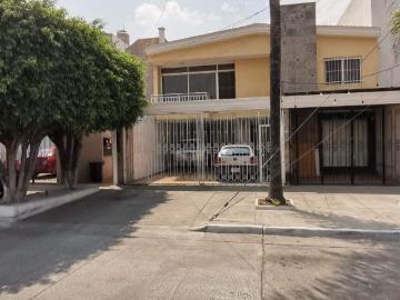 VENTA DE CASA 300 m² COLONIA ARBOLEDAS ZAPOPAN