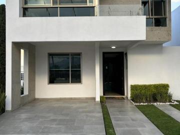 VENTA DE CASA 3 RECAMARAS,CON ALBERCA PASEO DEL BOSQUE TECAMAC 11