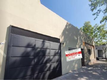 Venta de Casa 5 o mas ambientes en Liniers