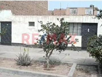 Venta De Casa/Terreno En Ate