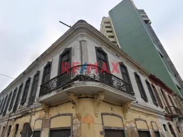 Venta De Casona Republicana